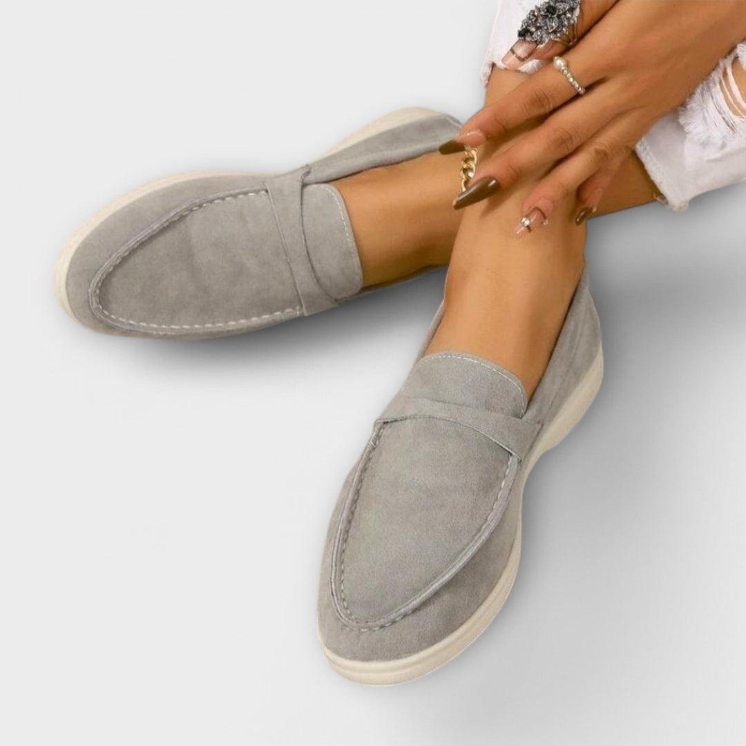 Elegante dame-loafers i ruskind