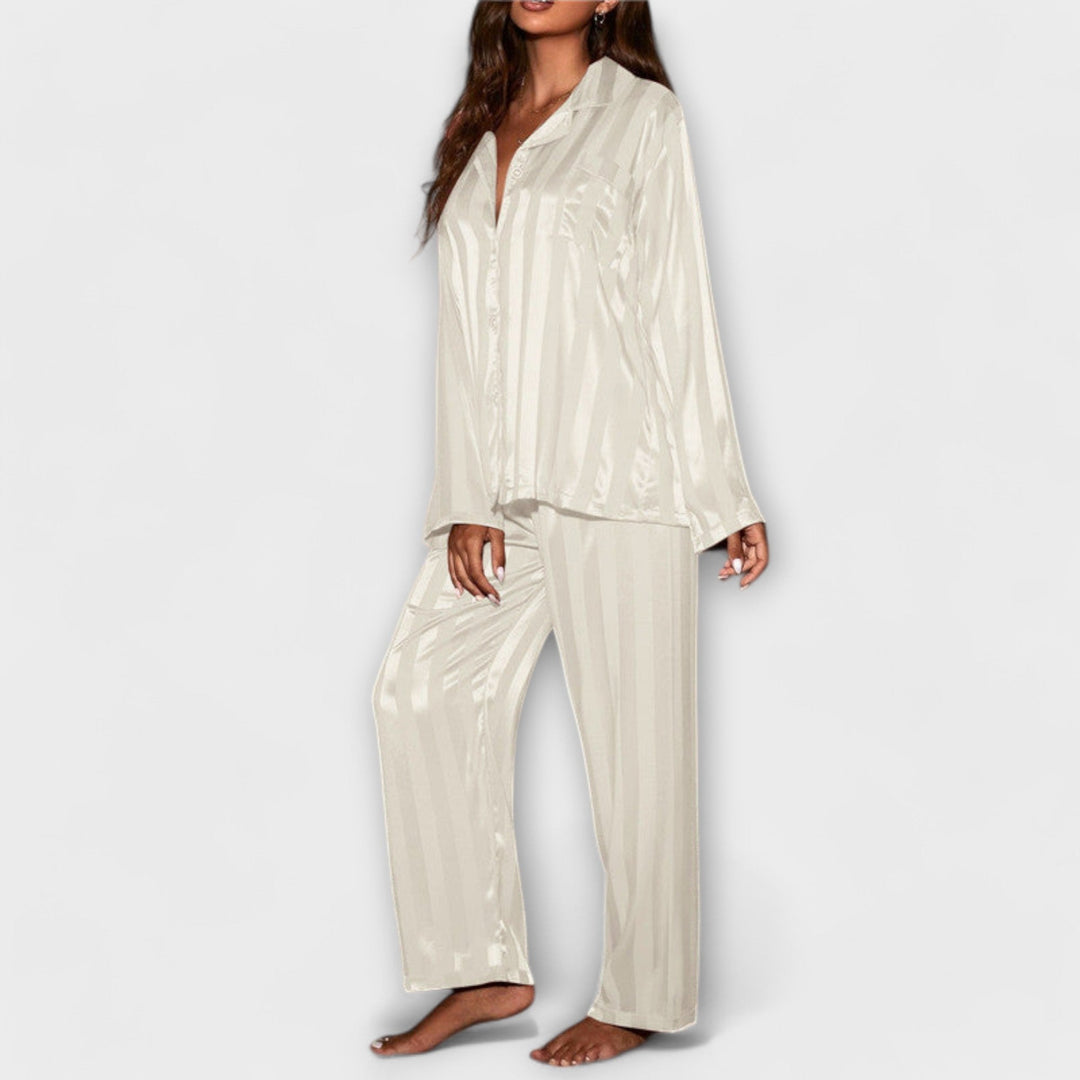 Grethe – luksuriøs pyjamas