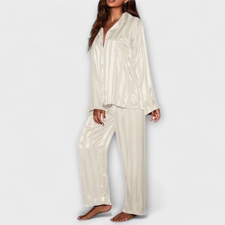 Grethe – luksuriøs pyjamas