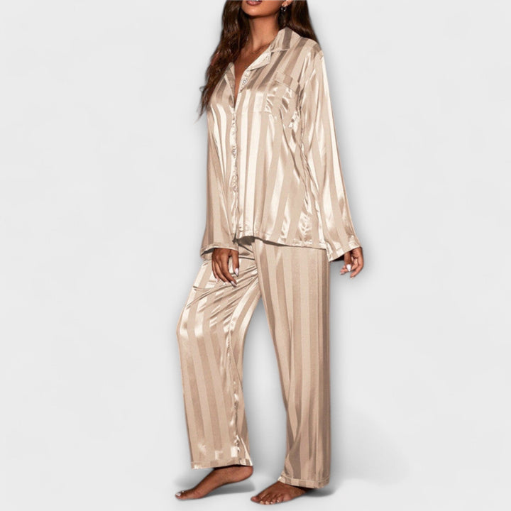 Grethe – luksuriøs pyjamas