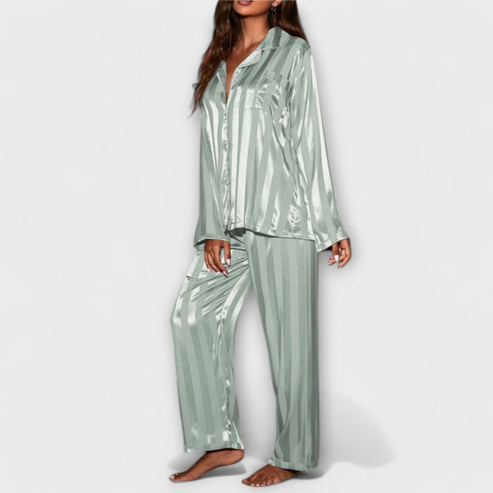 Grethe – luksuriøs pyjamas