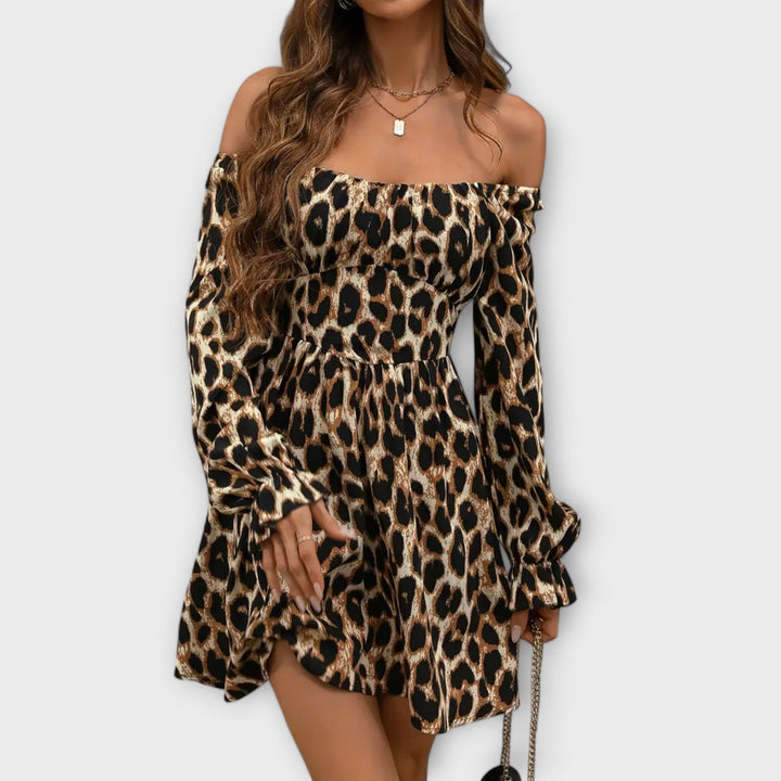 Fortryllende kjole med leopardprint